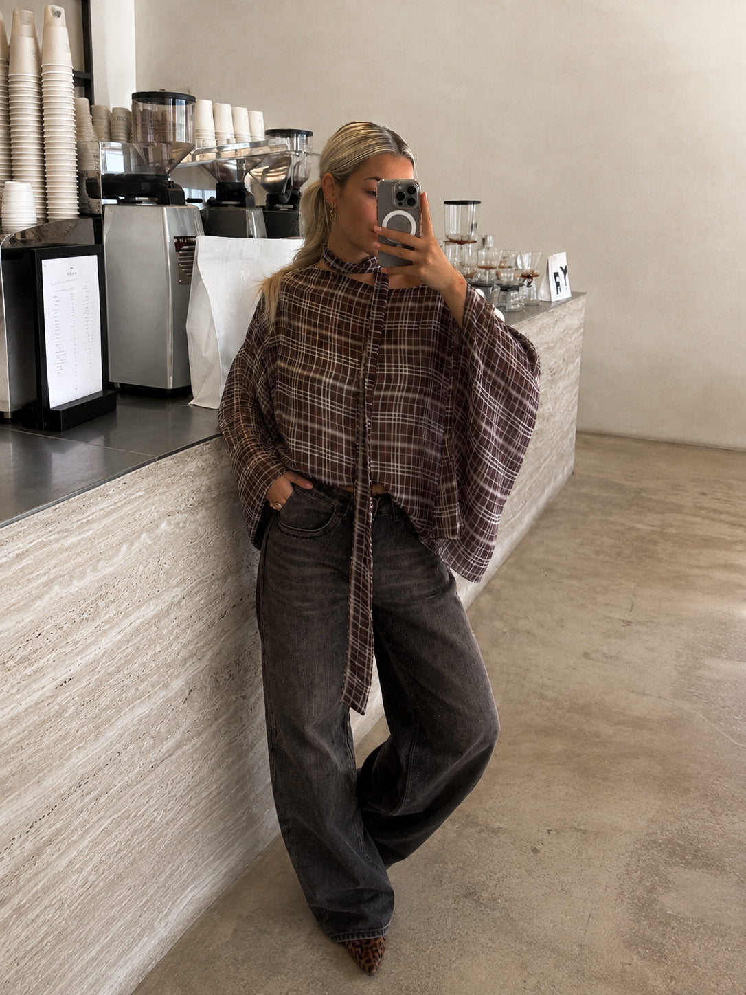 Lydia poncho