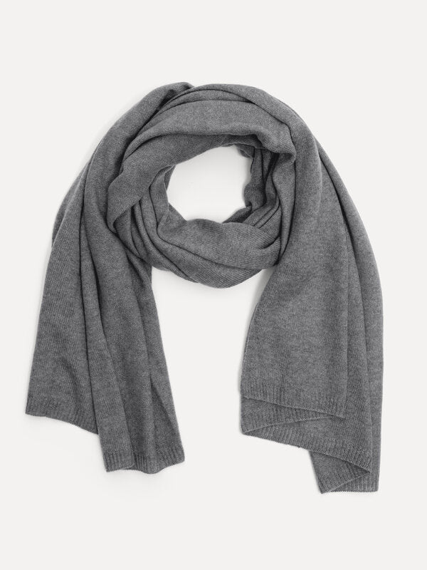 Cashmere scarf