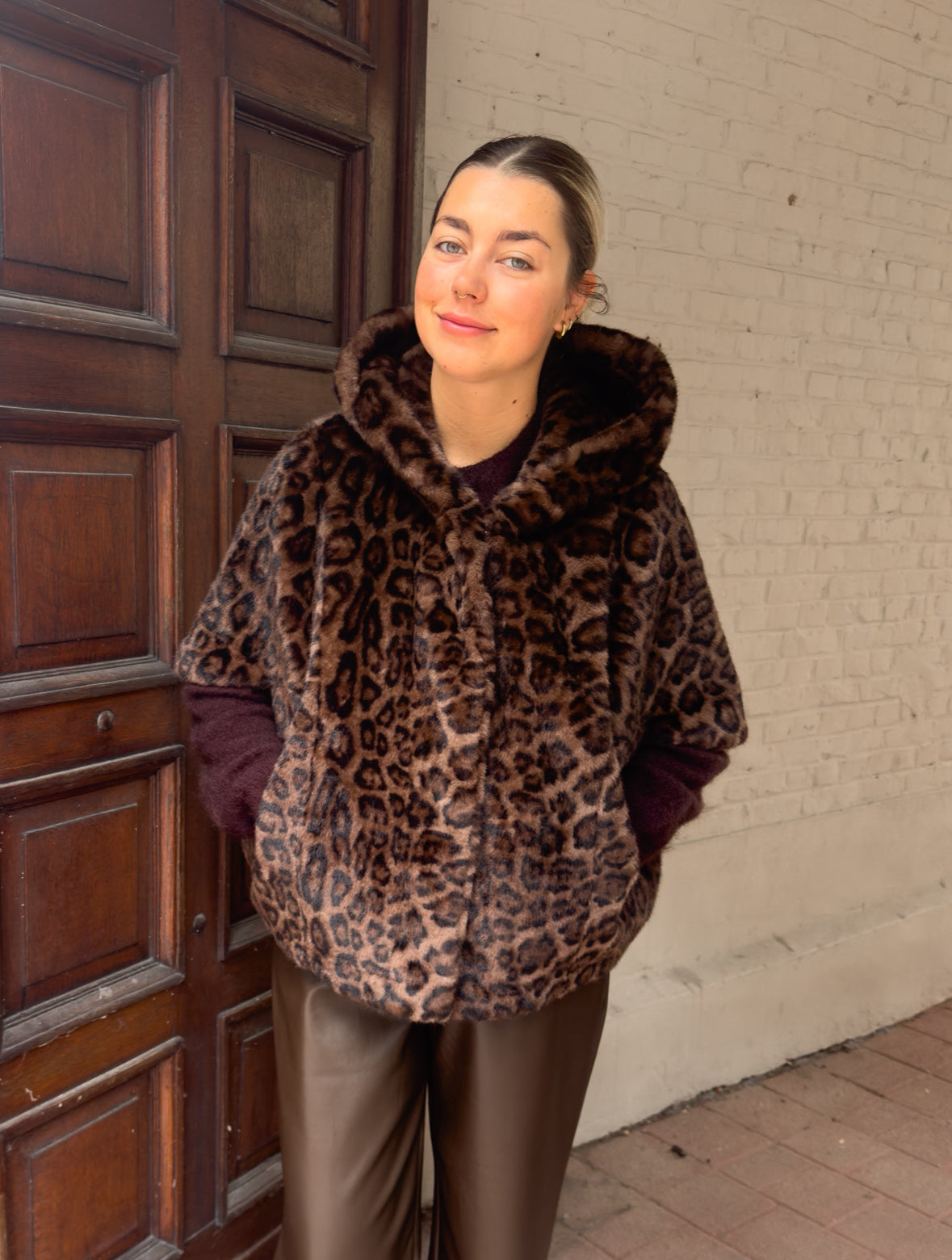 Gigi - faux fur jacket savannah