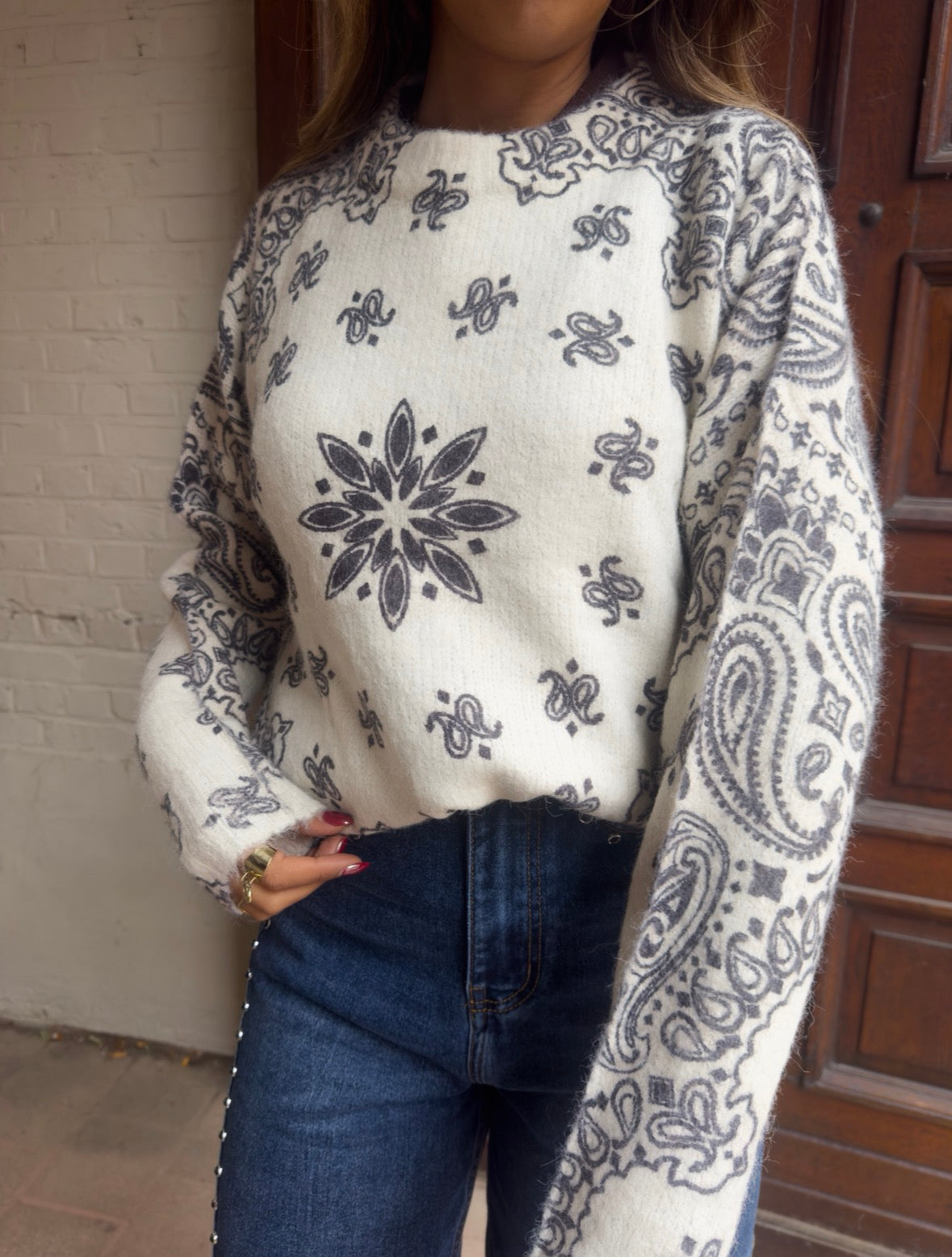 Paisley sweater creme